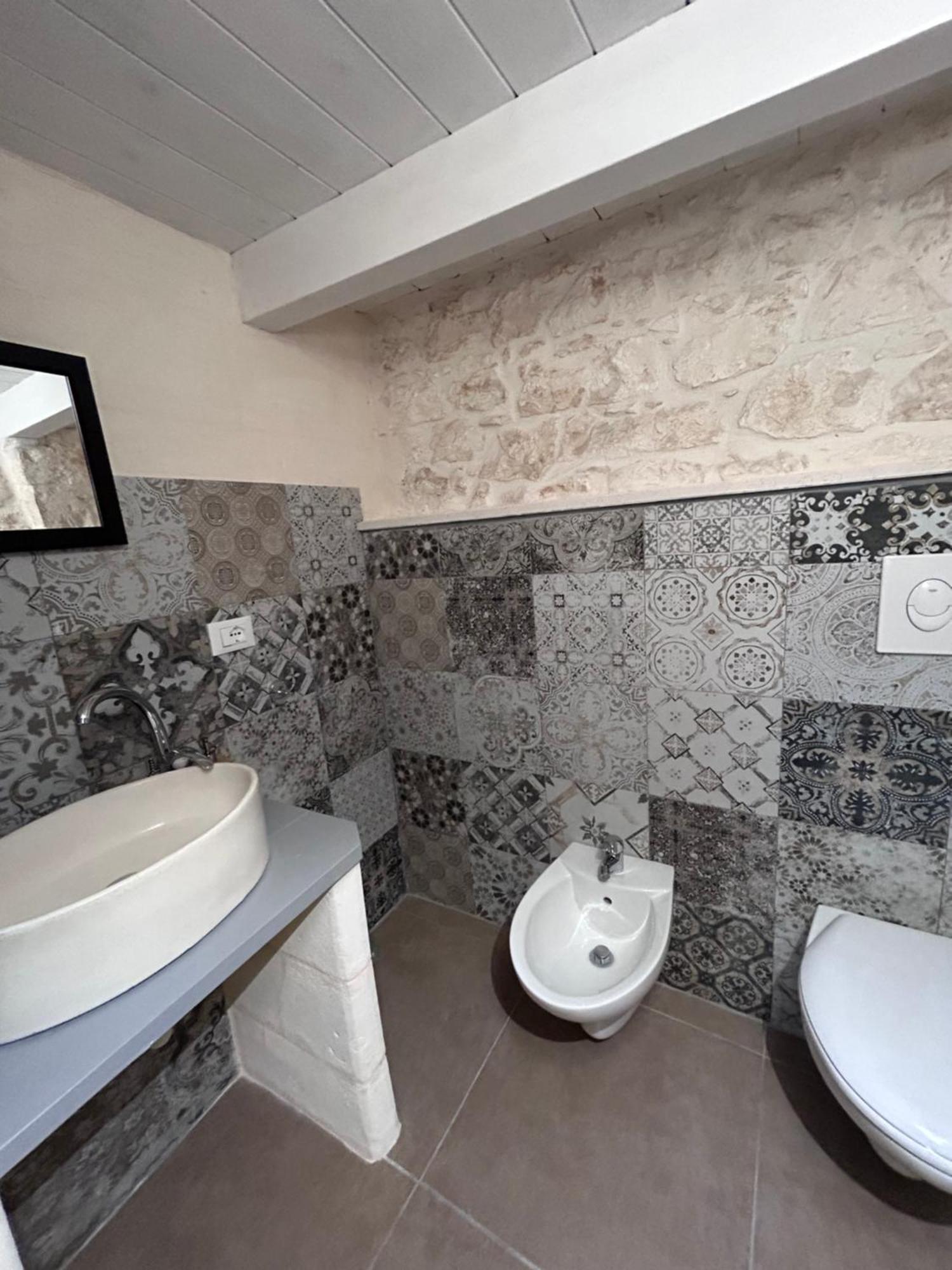 La 13 Guest House Ostuni Luaran gambar