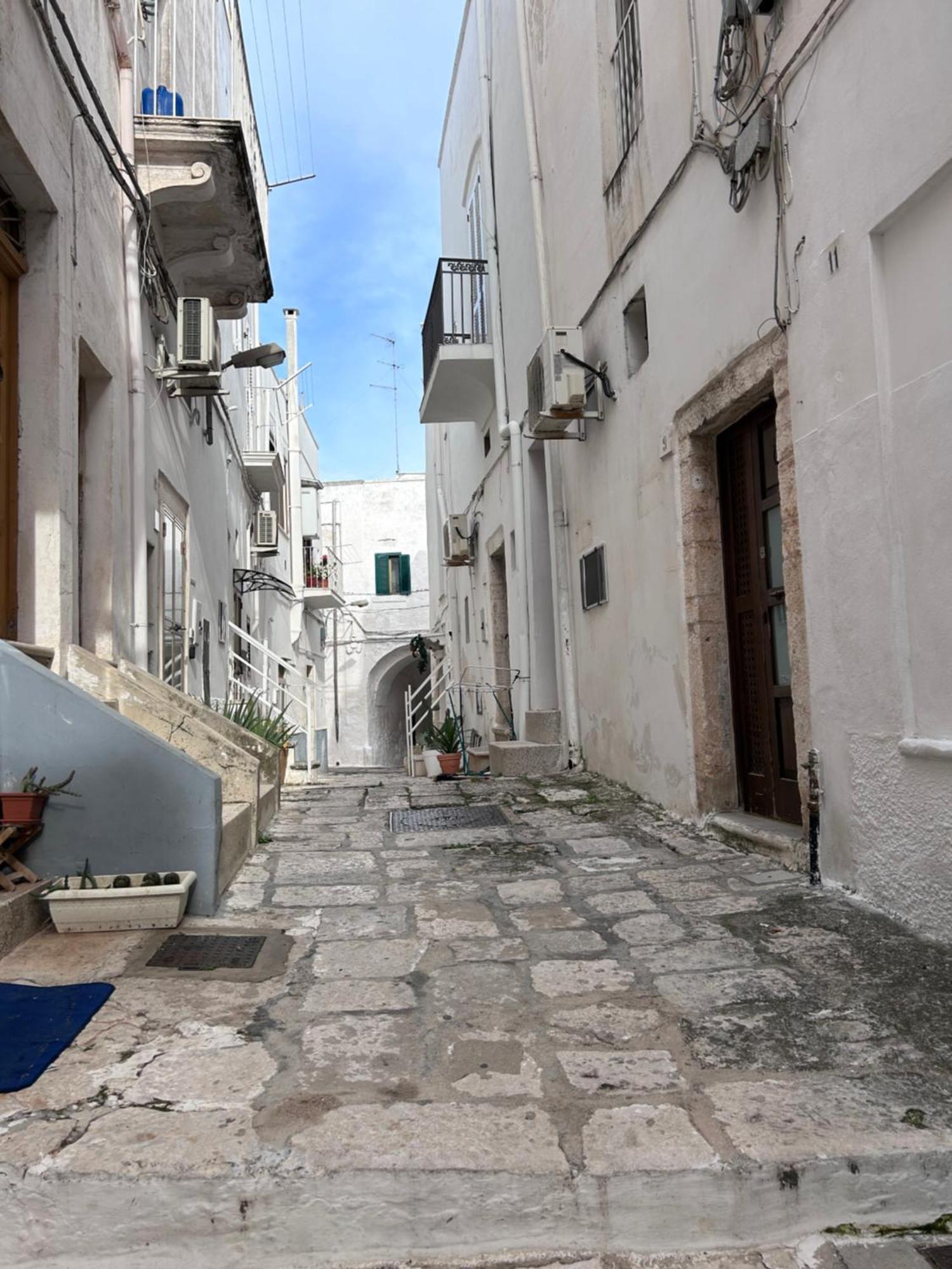 La 13 Guest House Ostuni Luaran gambar